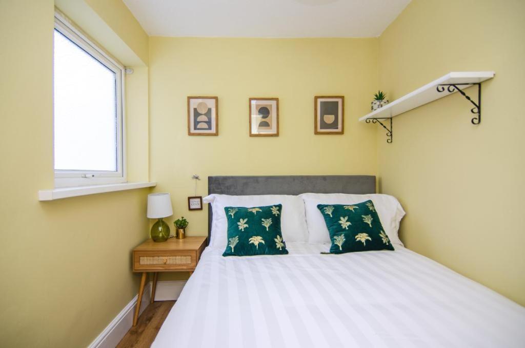 Cosy Lichfield Apartment Buitenkant foto